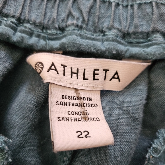 Athleta Playa Linen Wide Leg Crop Pant - Picture 2 of 6